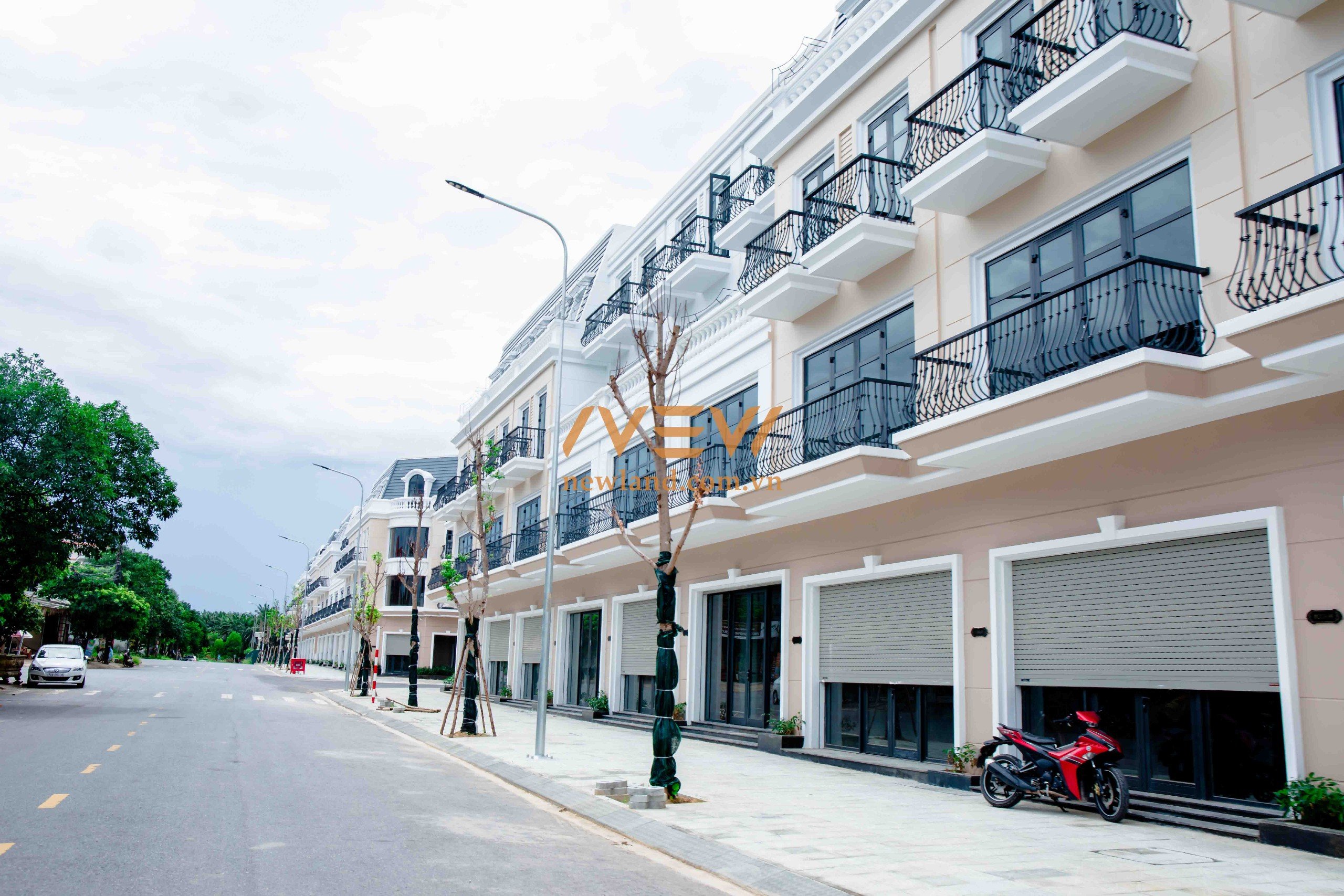TTTM sầm uất Vincom Shophouse Royal Park góp phần định hình nên phong cách tiêu dùng đặc biệt